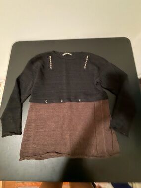Women’s Two-Tone Black and Brown Knit Sweater